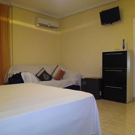 Hostal Imperial Crevillente Εξωτερικό φωτογραφία