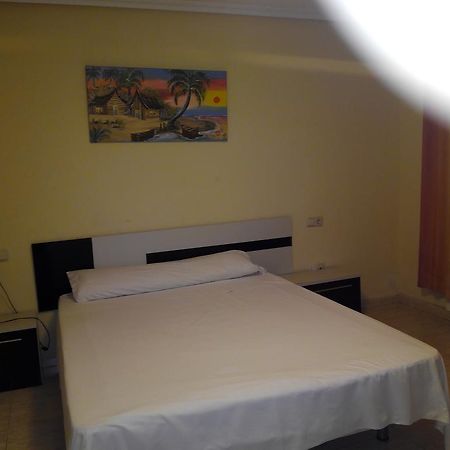 Hostal Imperial Crevillente Εξωτερικό φωτογραφία