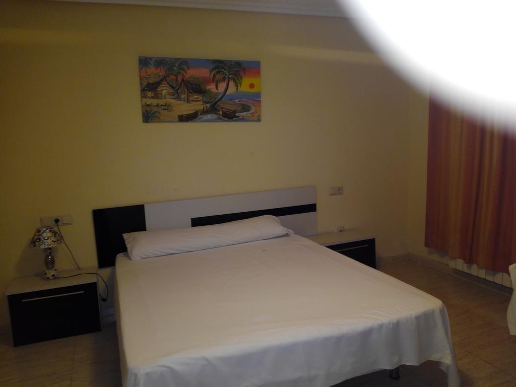 Hostal Imperial Crevillente Εξωτερικό φωτογραφία